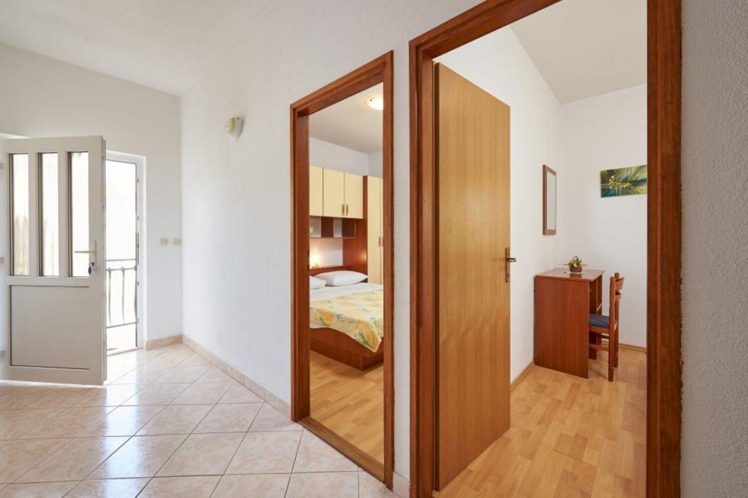 Apartments Mare - 30 M From Pebble Beach Seget Vranjica Luaran gambar