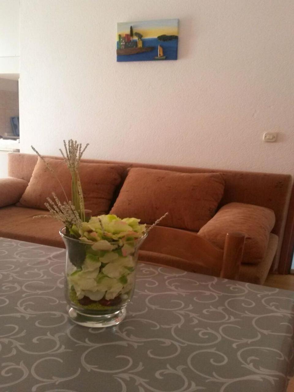 Apartments Mare - 30 M From Pebble Beach Seget Vranjica Luaran gambar