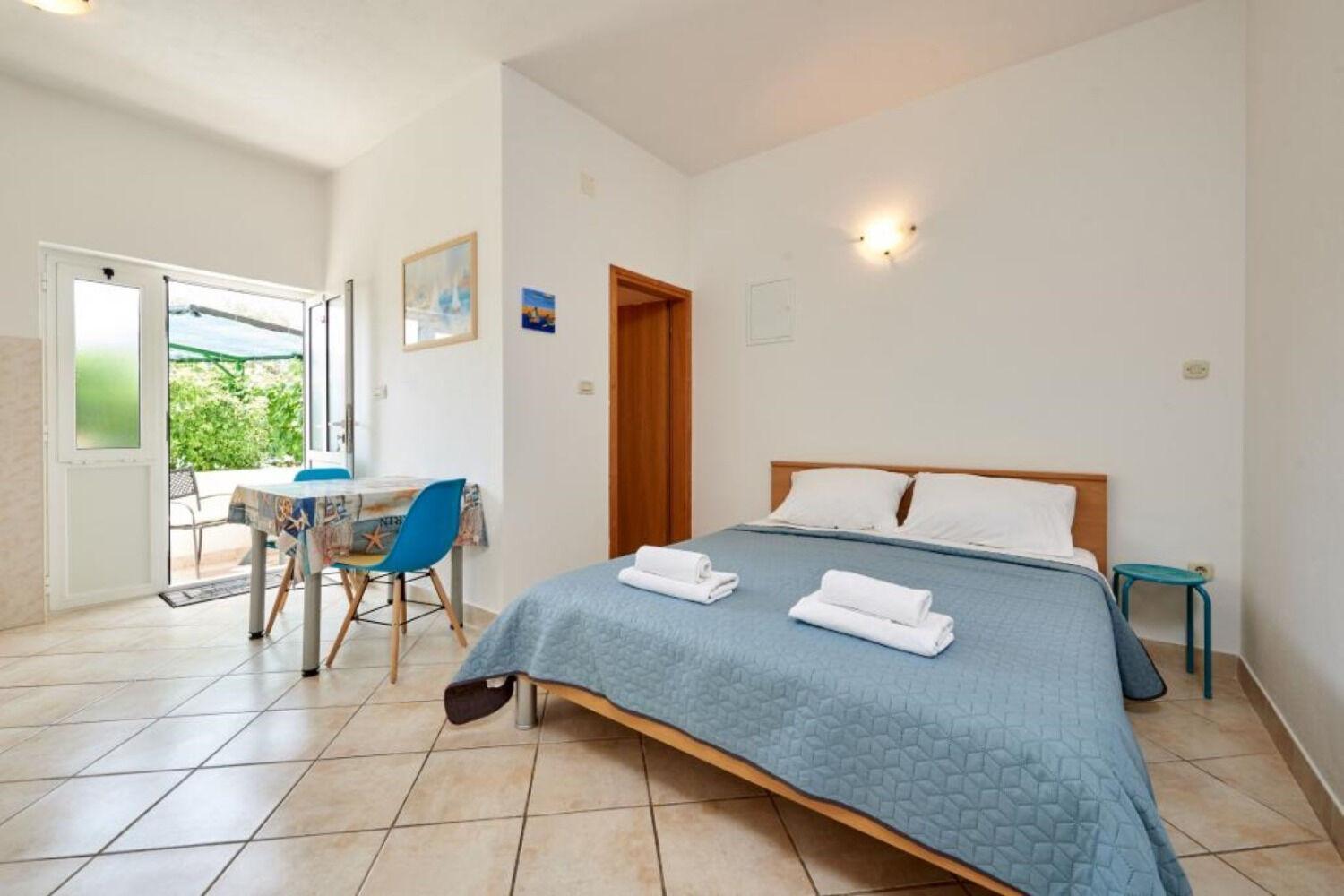 Apartments Mare - 30 M From Pebble Beach Seget Vranjica Luaran gambar
